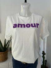 Charger l&#39;image dans la galerie, TEE SHIRT &quot;AMOUR&quot;
