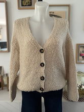 Charger l'image dans la galerie, GILET "BOUCLETTE "
