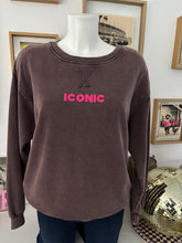 Charger l'image dans la galerie, SWEAT " ICONIC"
