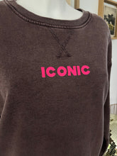 Charger l'image dans la galerie, SWEAT " ICONIC"
