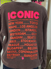 Charger l'image dans la galerie, SWEAT " ICONIC"
