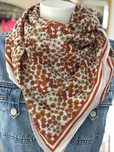 Charger l&#39;image dans la galerie, FOULARD &quot;GABRIELLE &quot;
