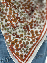 Charger l&#39;image dans la galerie, FOULARD &quot;GABRIELLE &quot;
