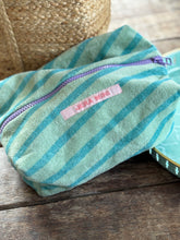 Charger l&#39;image dans la galerie, TROUSSE DE TOILETTE  &quot;PLAYA &quot;
