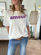 Charger l&#39;image dans la galerie, TEE SHIRT &quot;AMOUR&quot;
