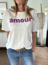 Charger l&#39;image dans la galerie, TEE SHIRT &quot;AMOUR&quot;
