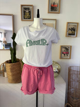 Charger l&#39;image dans la galerie, TEE SHIRT &quot;AMOUR&quot;
