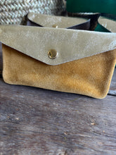 Charger l'image dans la galerie, POCHETTE "AUDE"
