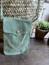 Charger l'image dans la galerie, POCHETTE  PORTABLE "ADELINE"

