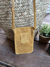 Charger l'image dans la galerie, POCHETTE  PORTABLE "ADELINE"

