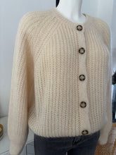 Charger l'image dans la galerie, GILET "SABINE "
