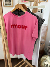 Charger l&#39;image dans la galerie, TEE SHIRT &quot;AMOUR&quot;
