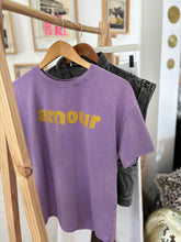 Charger l&#39;image dans la galerie, TEE SHIRT &quot;AMOUR&quot;
