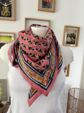 Charger l&#39;image dans la galerie, FOULARD &quot;SO FAMILY &quot;
