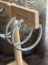 Charger l'image dans la galerie, BOUCLES D'OREILLES

