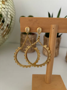 BOUCLES D'OREILLES