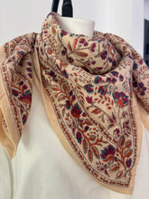 Charger l'image dans la galerie, FOULARD "BËLLEMME"
