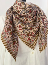 Charger l'image dans la galerie, FOULARD "BËLLEMME"
