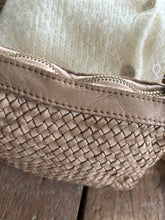 Charger l&#39;image dans la galerie, POCHETTE &quot;LOUISE&quot;
