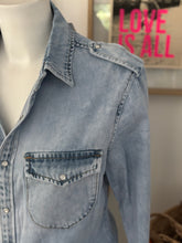 Charger l&#39;image dans la galerie, CHEMISE &quot;JEANS&quot;
