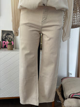 Charger l'image dans la galerie, JEANS "SOLANGE"
