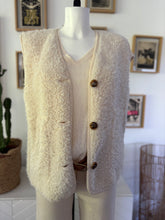 Charger l&#39;image dans la galerie, GILET &quot;MOUMOUTE&quot;
