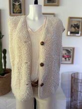 Charger l&#39;image dans la galerie, GILET &quot;MOUMOUTE&quot;
