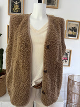 Charger l&#39;image dans la galerie, GILET &quot;MOUMOUTE&quot;
