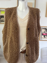 Charger l&#39;image dans la galerie, GILET &quot;MOUMOUTE&quot;
