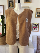 Charger l&#39;image dans la galerie, GILET &quot;GABIN&quot;
