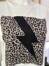 Charger l&#39;image dans la galerie, TEE SHIRT &quot;ÉCLAIR &quot;
