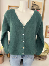Charger l&#39;image dans la galerie, GILET &quot;ANOUK&quot;
