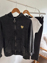 Charger l&#39;image dans la galerie, SWEAT &quot;COEUR&quot;
