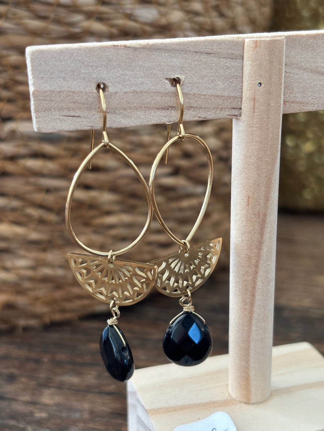 BOUCLES D'OREILLES
