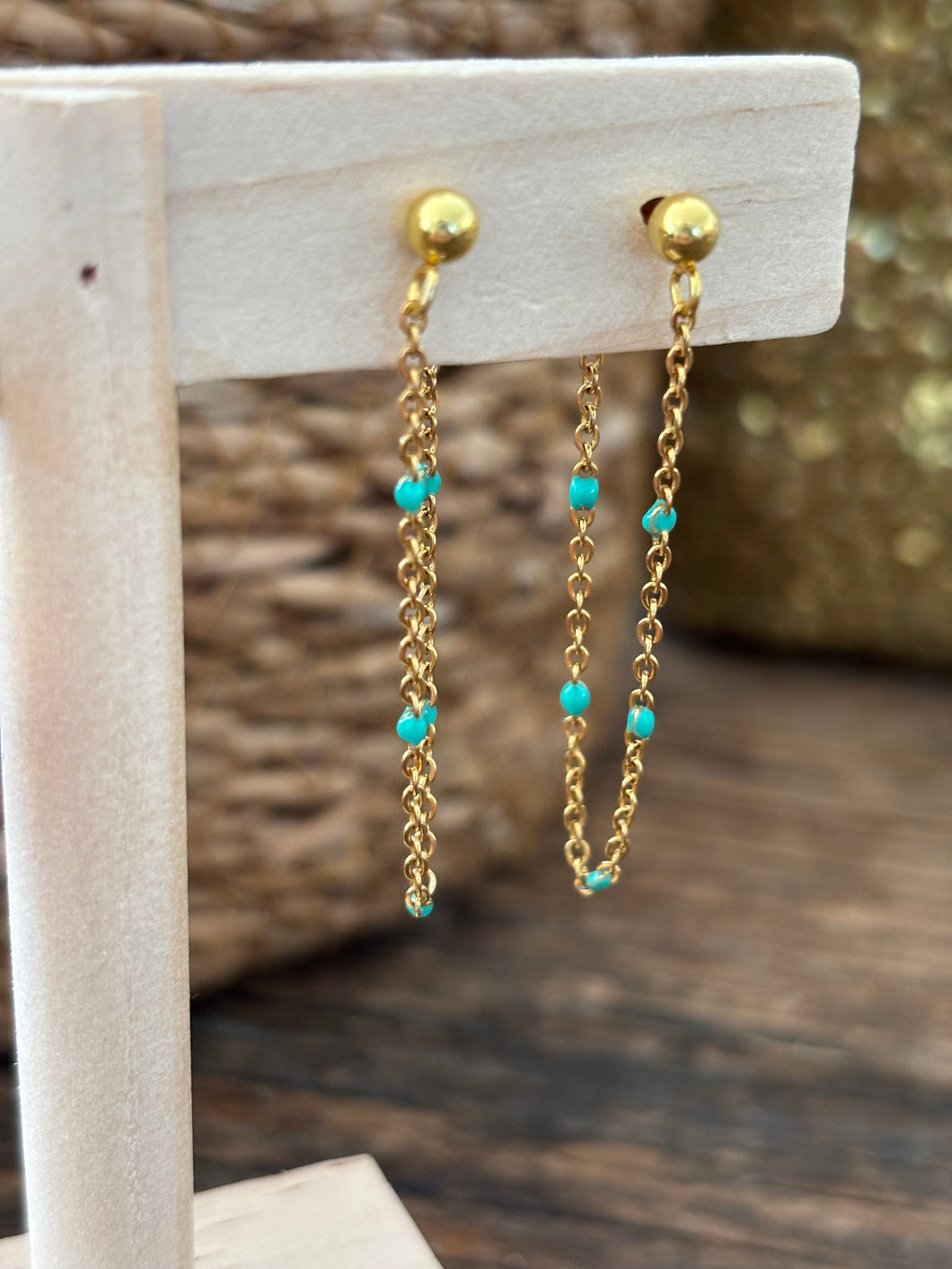 BOUCLES D'OREILLES