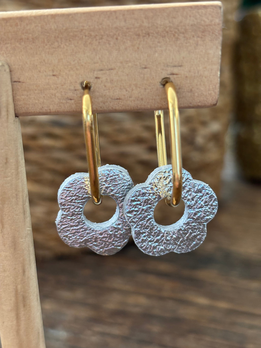 BOUCLES D'OREILLES