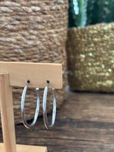 Charger l&#39;image dans la galerie, BOUCLES D&#39;OREILLES
