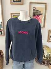 Charger l&#39;image dans la galerie, SWEAT &quot; ICONIC&quot;
