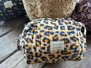 TROUSSE DE TOILETTE BËLLEMME "LÉOPARD "