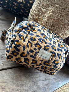 TROUSSE DE TOILETTE BËLLEMME "LÉOPARD "