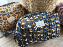 Charger l&#39;image dans la galerie, TROUSSE DE TOILETTE BËLLEMME &quot;LÉOPARD &quot;
