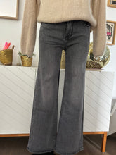 Charger l&#39;image dans la galerie, JEANS &quot;GASPARD&quot;
