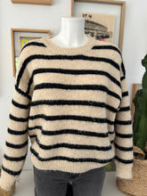 Charger l&#39;image dans la galerie, PULL &quot;AMANDINE&quot;
