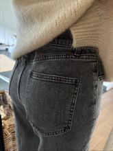 Charger l&#39;image dans la galerie, JEANS &quot;GASTON&quot;
