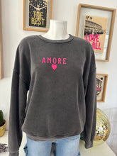 Charger l'image dans la galerie, SWEAT "AMORE"
