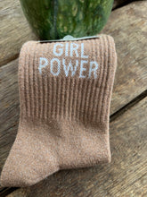 Charger l'image dans la galerie, CHAUSSETTES "GIRL POWER"
