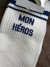 Charger l'image dans la galerie, CHAUSSETTES HOMMES "MON HEROS"
