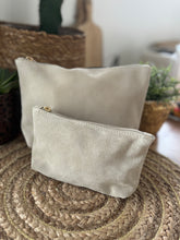 Charger l&#39;image dans la galerie, TROUSSE &quot;CAMILLE&quot;
