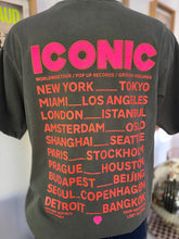 Charger l'image dans la galerie, TEE SHIRT "ICONIC"

